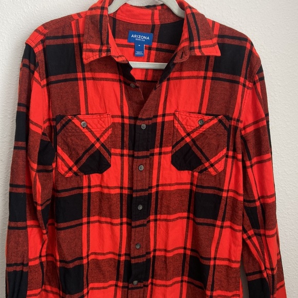 ARIZONA JEAN CO - RED & BLACK BUTTON DOWN - MENS - Picture 3 of 11